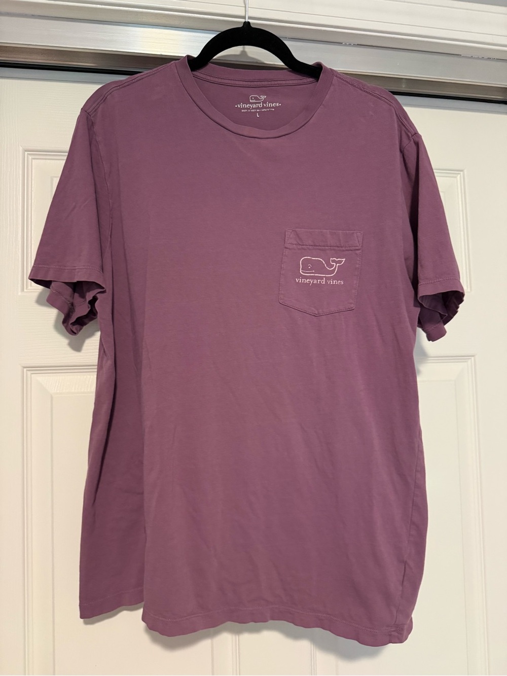 Vineyard Vines | Men’s Vintage Whale Short Sleeve Pocket T-Shirt Plum L